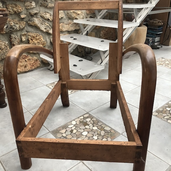 Fauteuil Studio, restauration