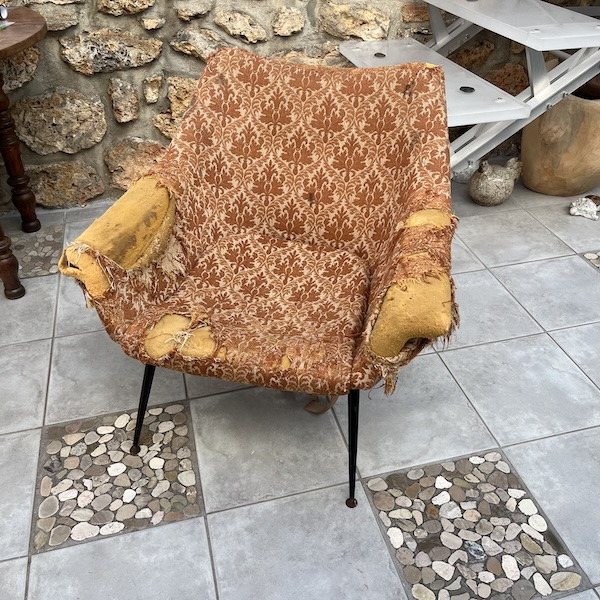 Paire de fauteuils design polonais, restauration