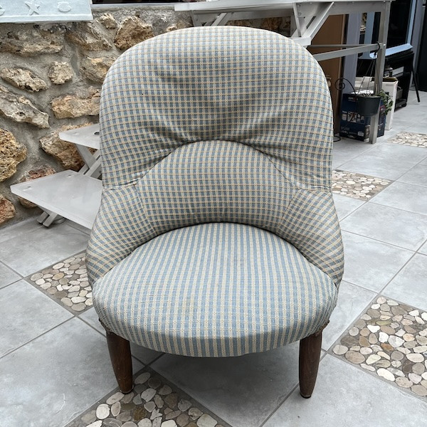 Petite chauffeuse crapaud, restauration