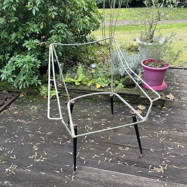 Paire de fauteuils design polonais, restauration