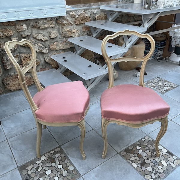 Petites chaises, restauration